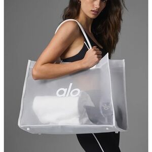 Alo tote bag white mesh brand new without tag